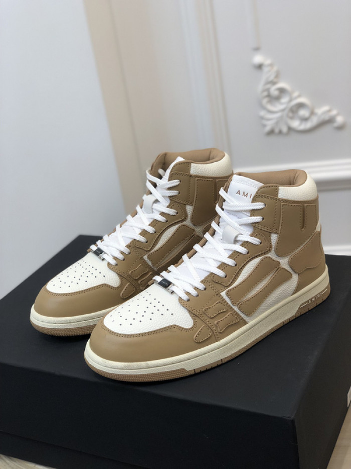 AR1M1 High-Top Sneaker