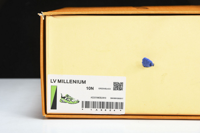 LV RUNNER TATIC SNEAKER 1A9JER
