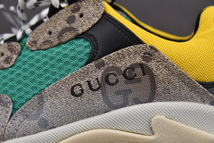 GUCC*BLCG TRIPLE S SNEAKER 681067 UMO20 9766