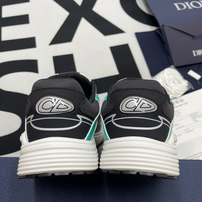 DR B30 Sneakers