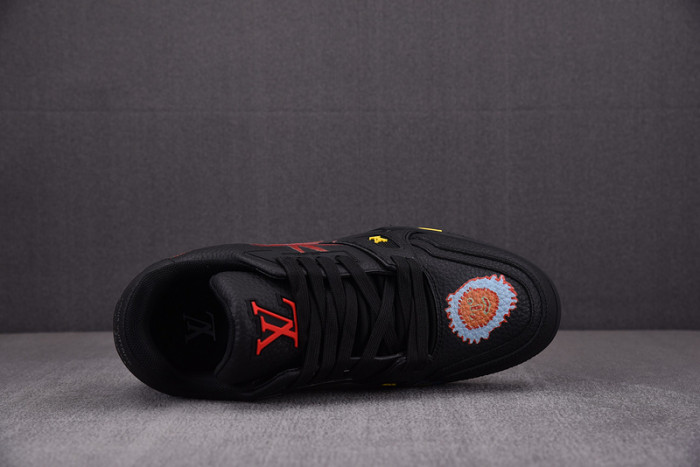 LV TRAINER SNEAKER