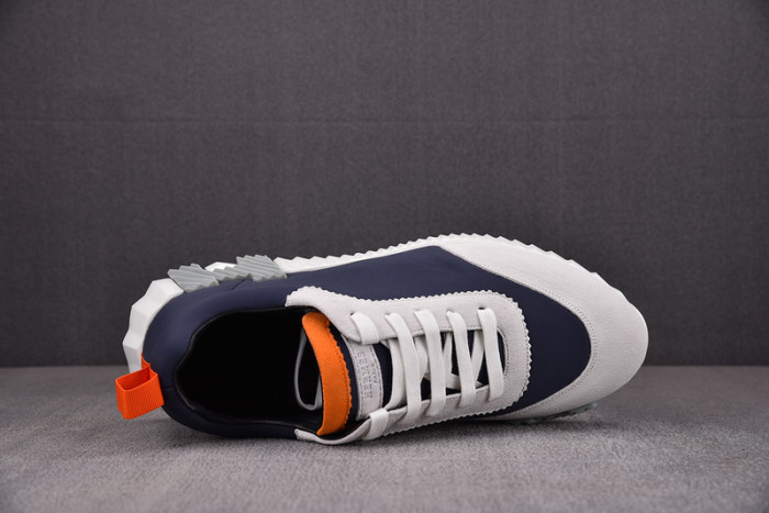 H**mes bouncing sneaker