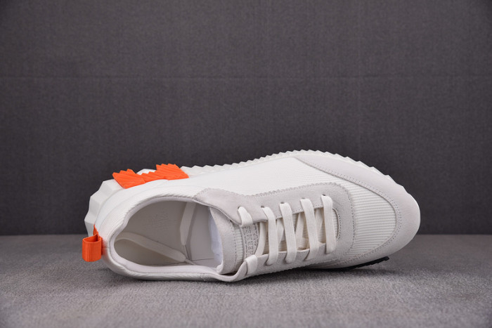 H**mes bouncing sneaker