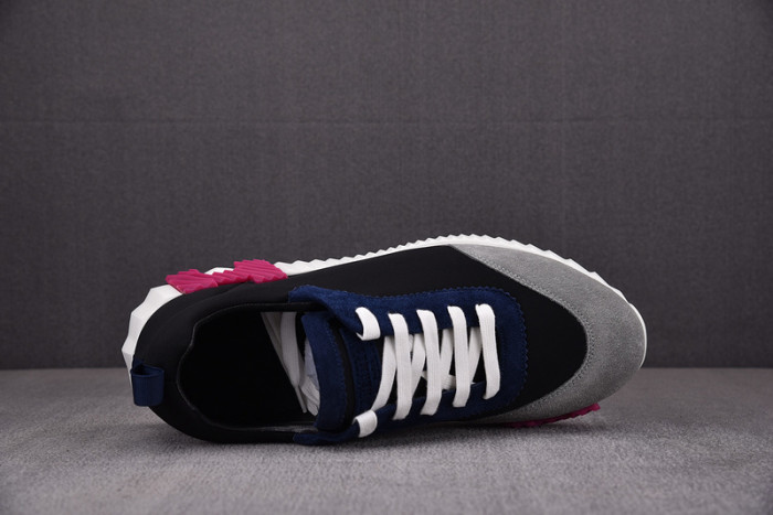 H**mes bouncing sneaker
