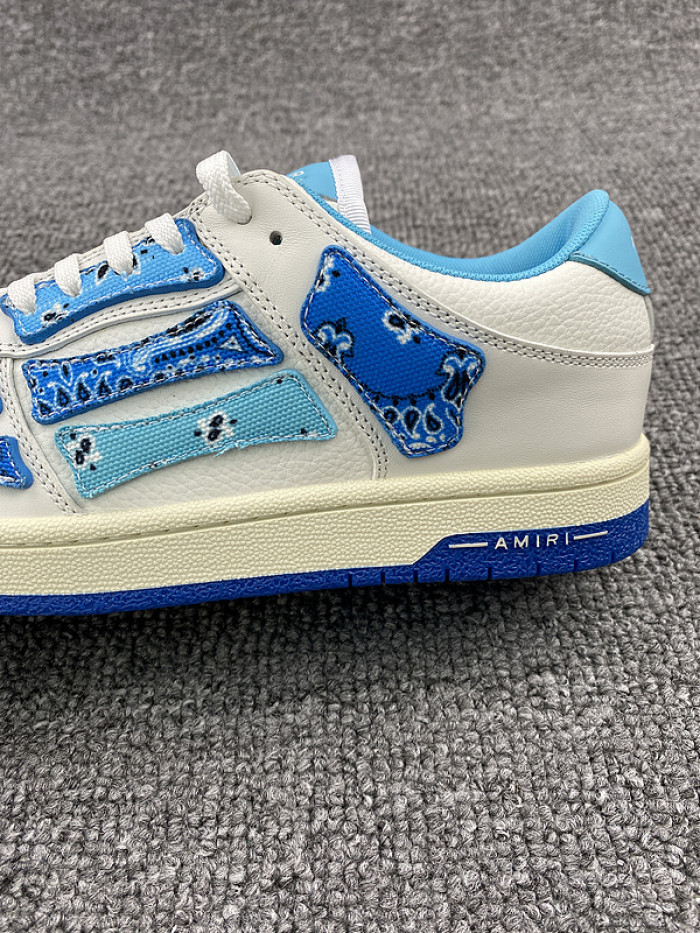 AR1M1 Low-Top Sneaker