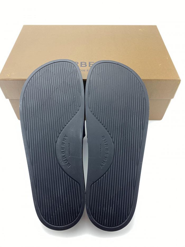 BUBERY SLIPPERS