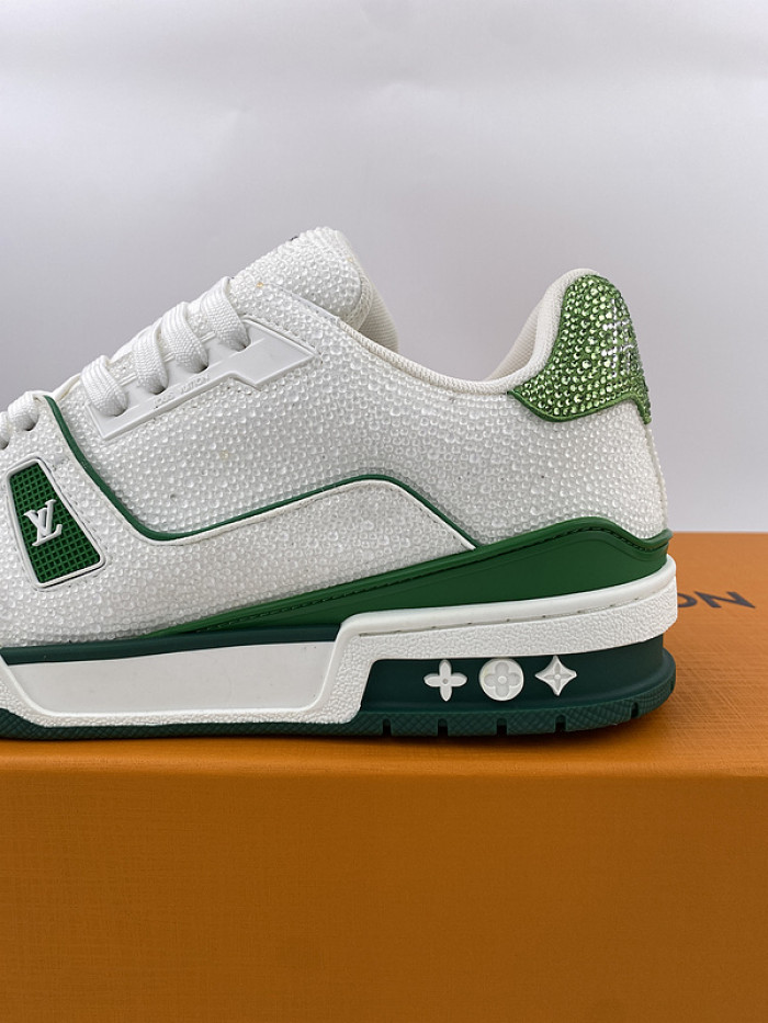 LV TRAINER SNEAKER