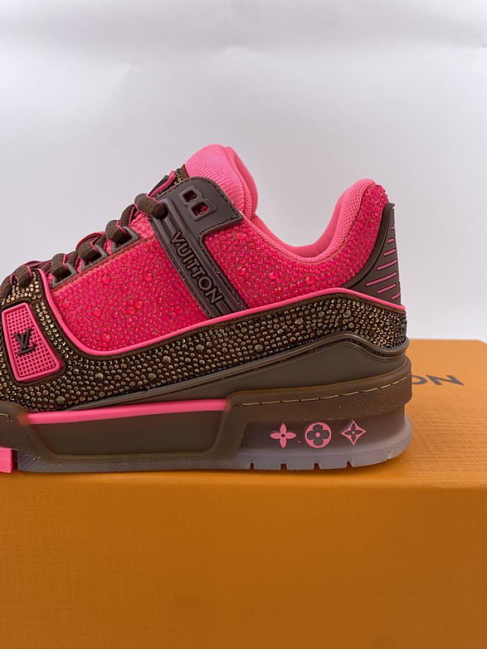 LV TRAINER SNEAKER