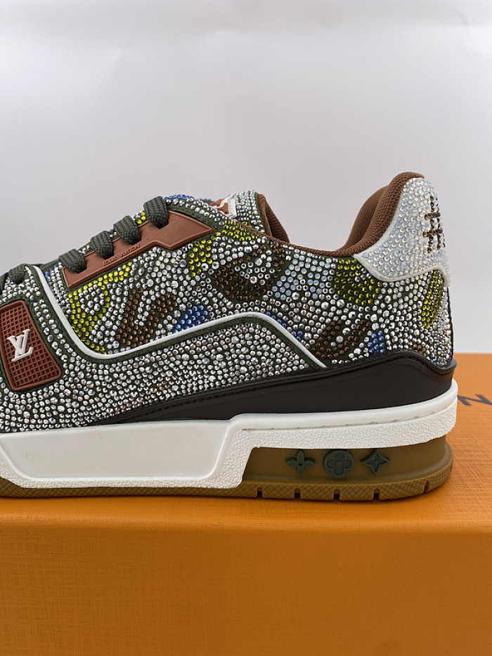 LV TRAINER SNEAKER