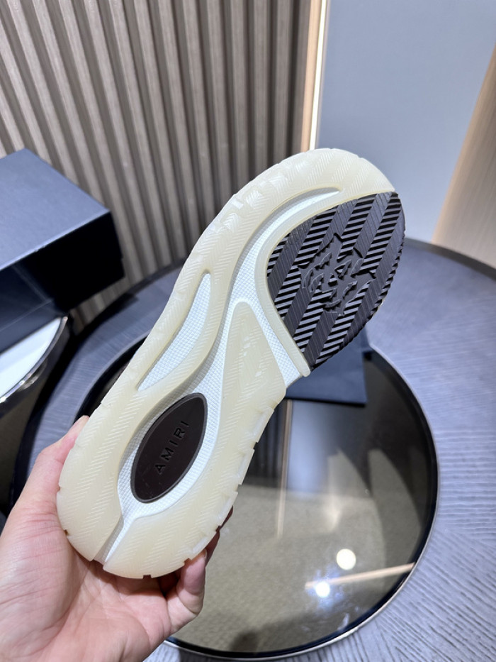 AR1M1 Sneaker MA1
