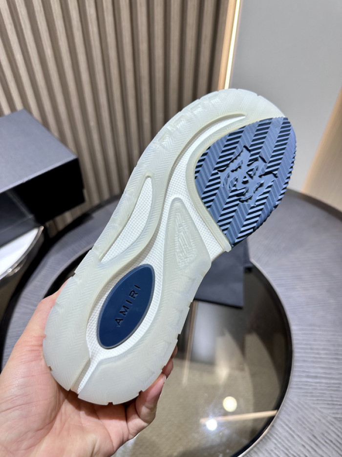 AR1M1 Sneaker MA1