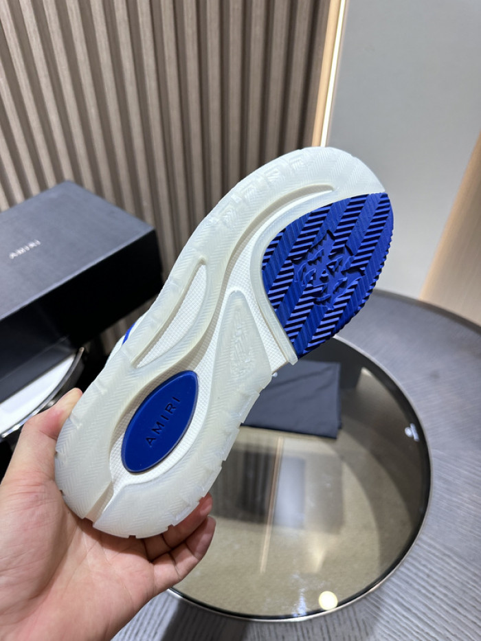 AR1M1 Sneaker MA1