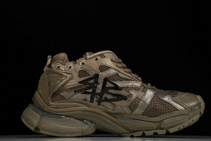 BLCG RUNNER SNEAKER 677402 W3RBQ 2010