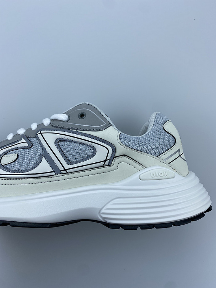 DR B30 Sneakers