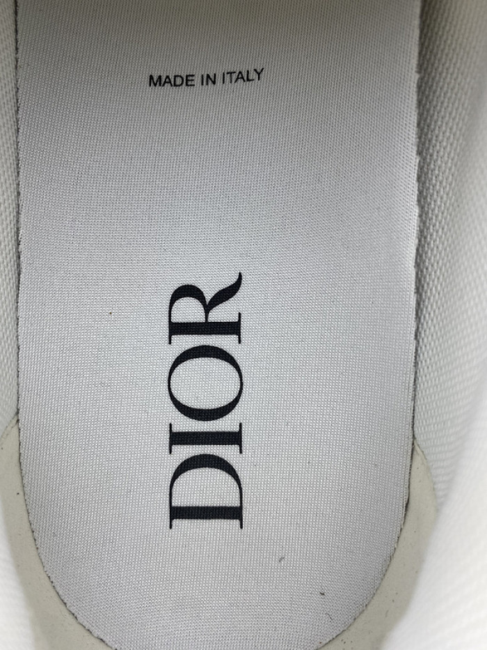 DR B22 SNEAKER