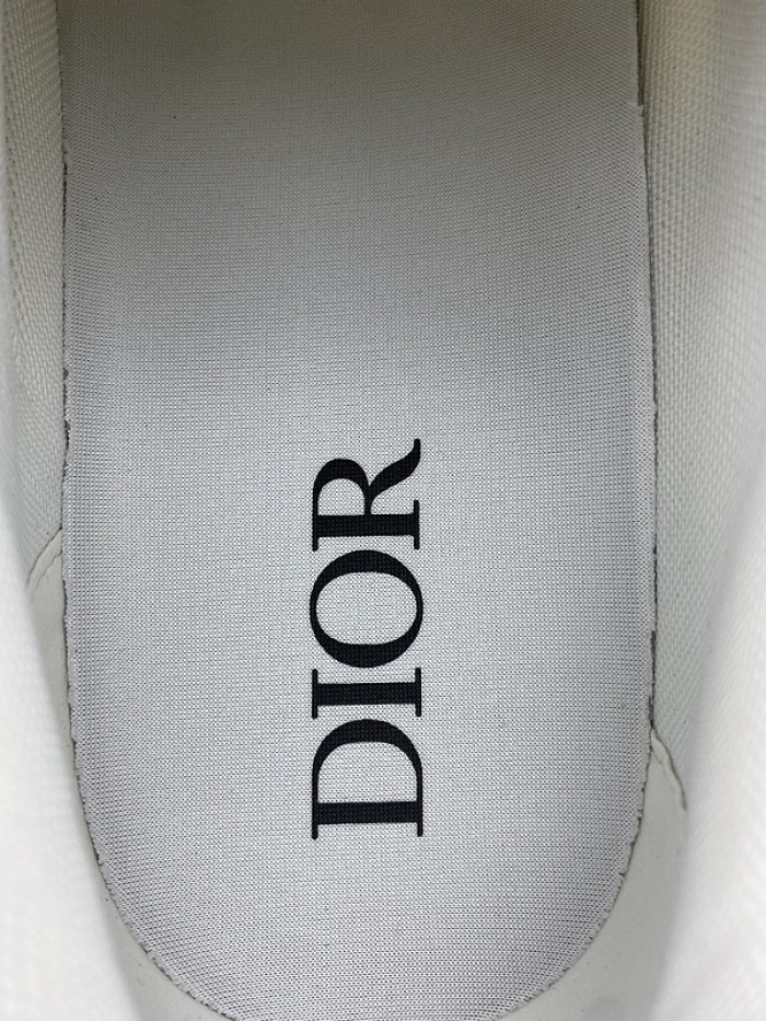 DR B22 SNEAKER