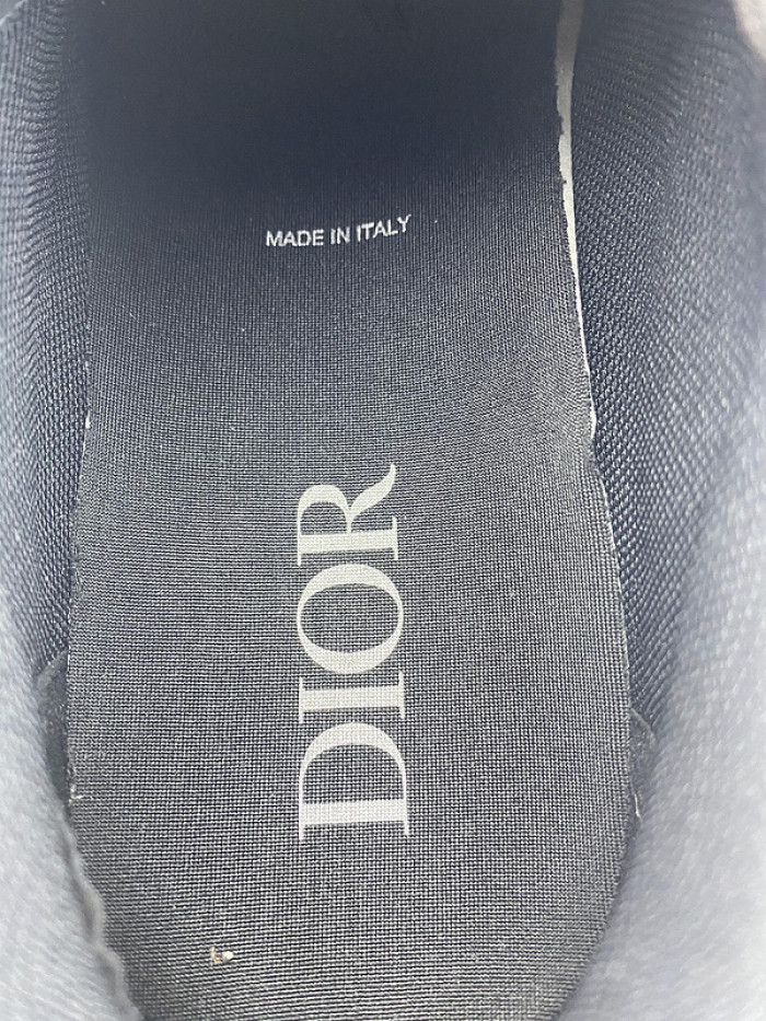 DR B22 SNEAKER
