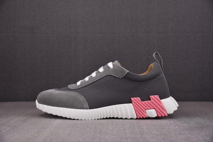 H**mes bouncing sneaker