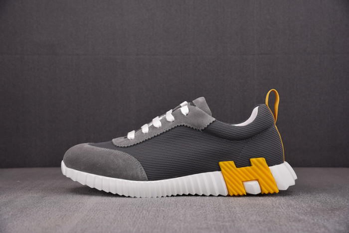 H**mes bouncing sneaker