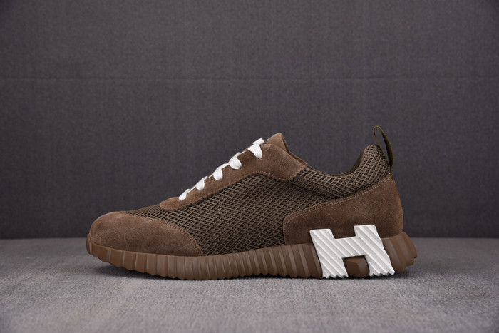 H**mes bouncing sneaker