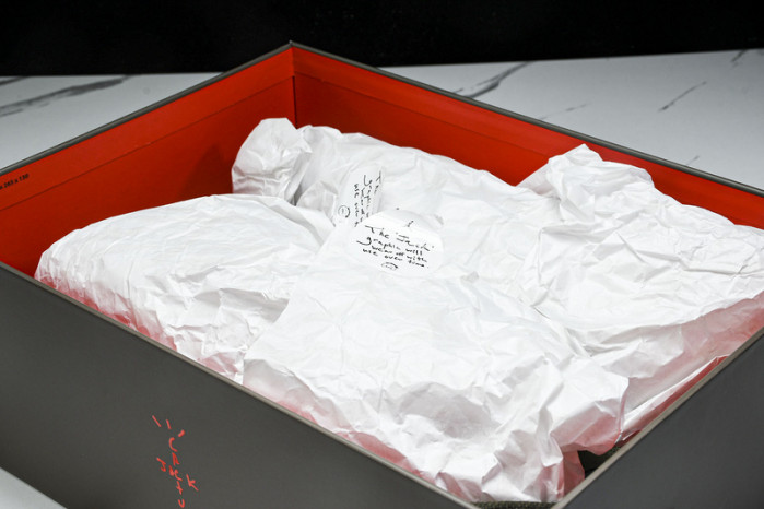 TRAVIS SCOTT X JORDAN CUT THE CHECK FZ8117-100