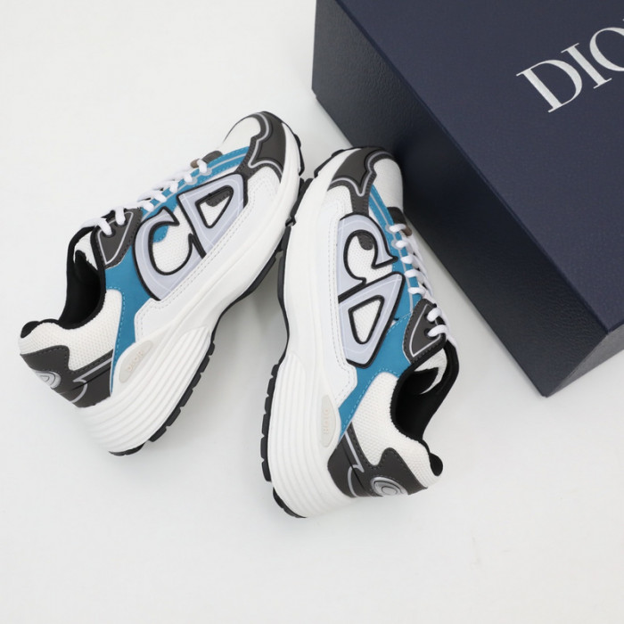 DR B30 Sneakers
