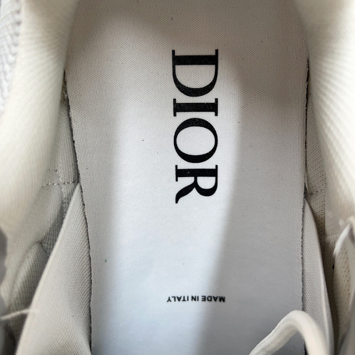 DR B30 Sneakers
