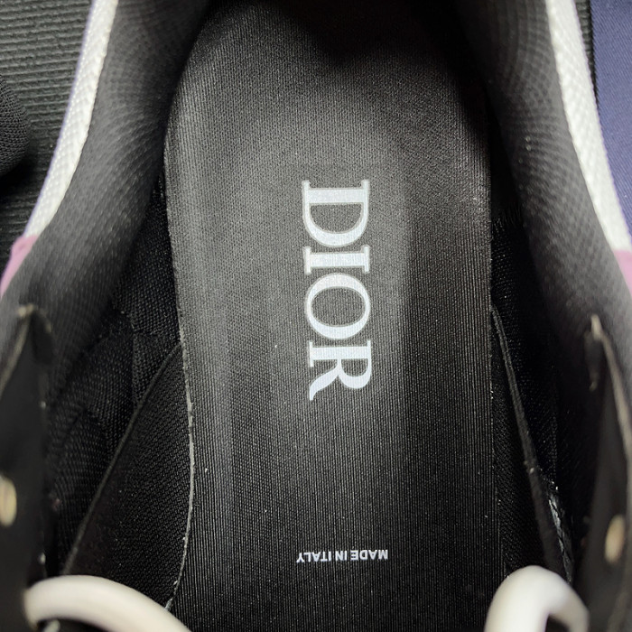 DR B30 Sneakers