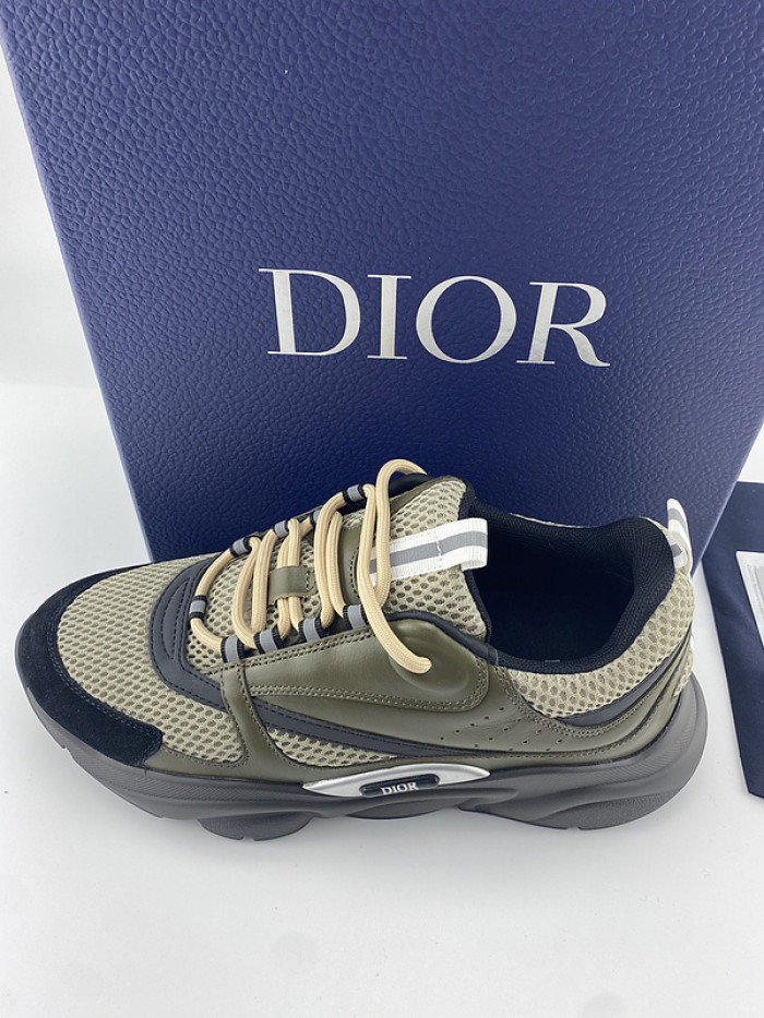 DR B22 SNEAKER