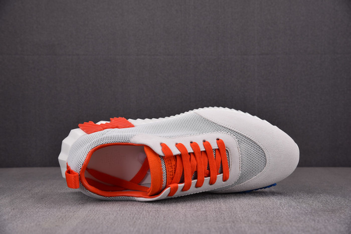 H**mes bouncing sneaker