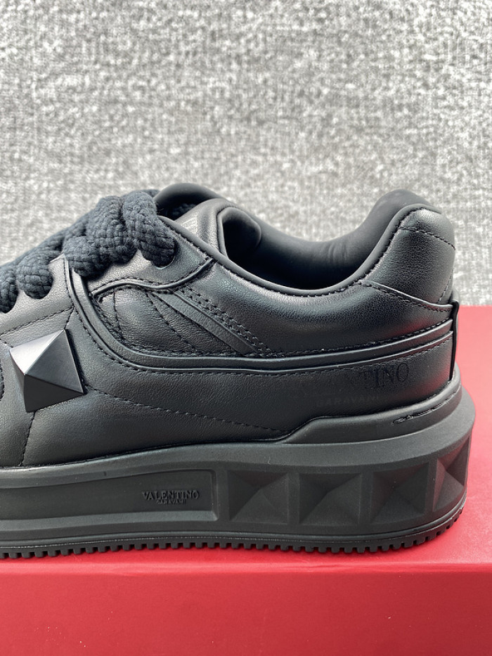 VALENTIN0 SNEAKER