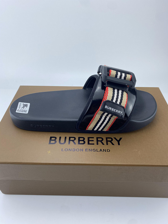 BUBERY SLIPPERS