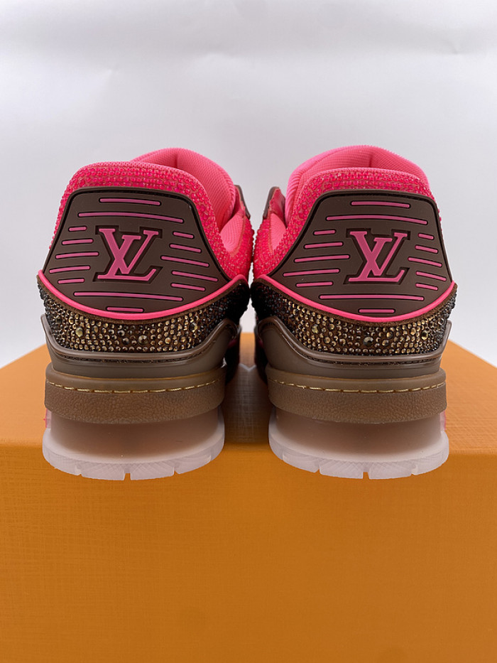 LV TRAINER SNEAKER