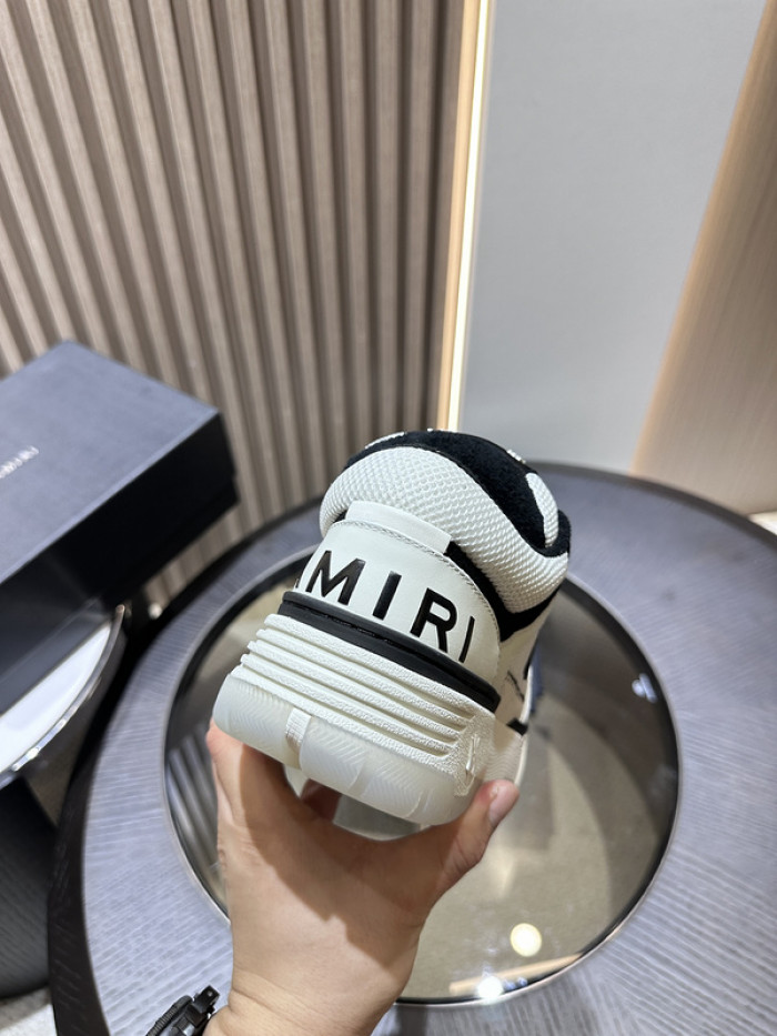 AR1M1 Sneaker MA1