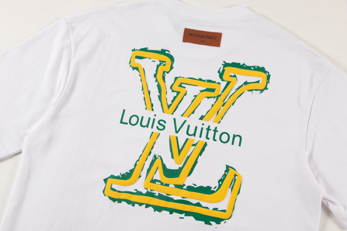 L.V T-SHIRT 24062630
