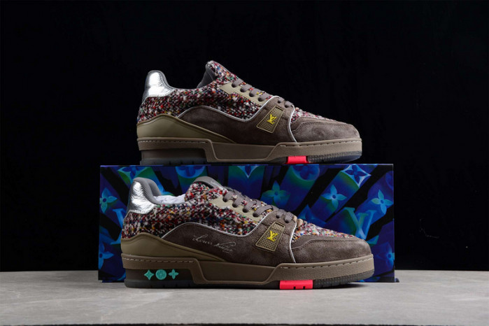 LV TRAINER SNEAKER LOW