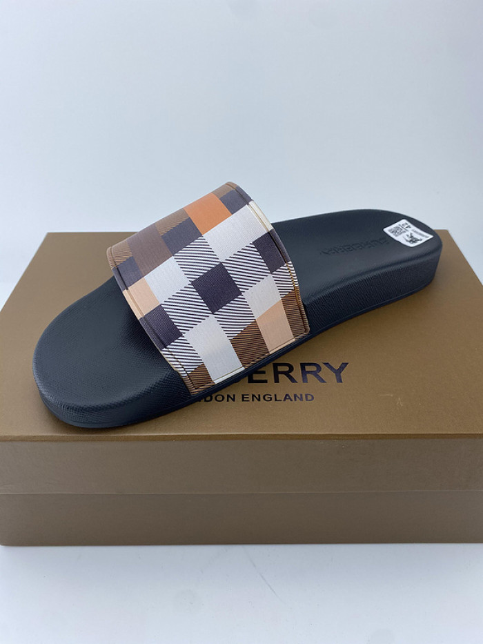 BUBERY SLIPPERS