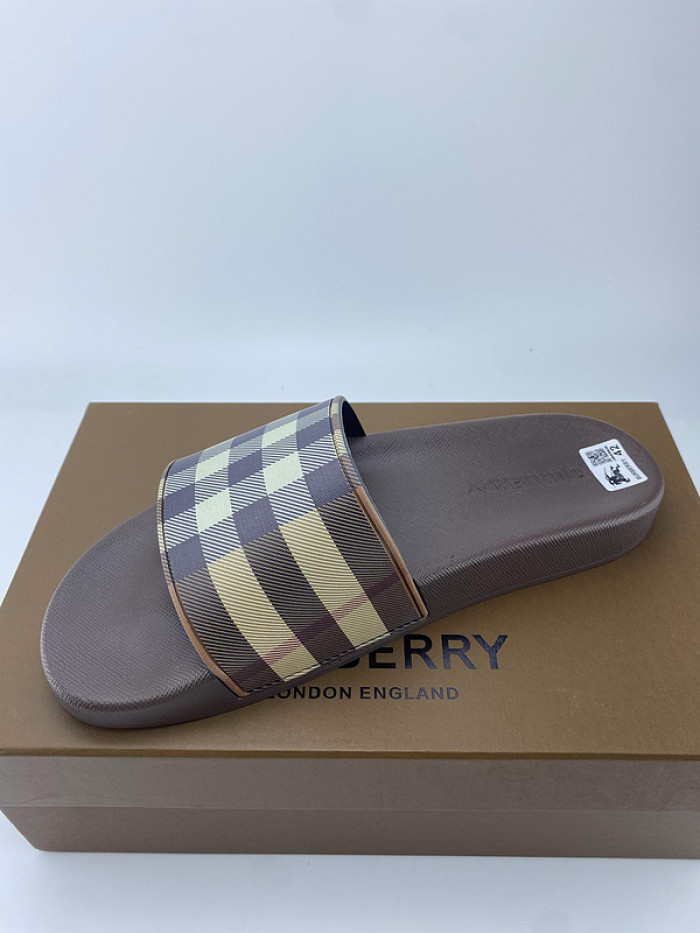 BUBERY SLIPPERS