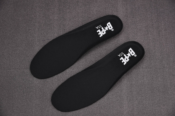 B*PE SNEAKER