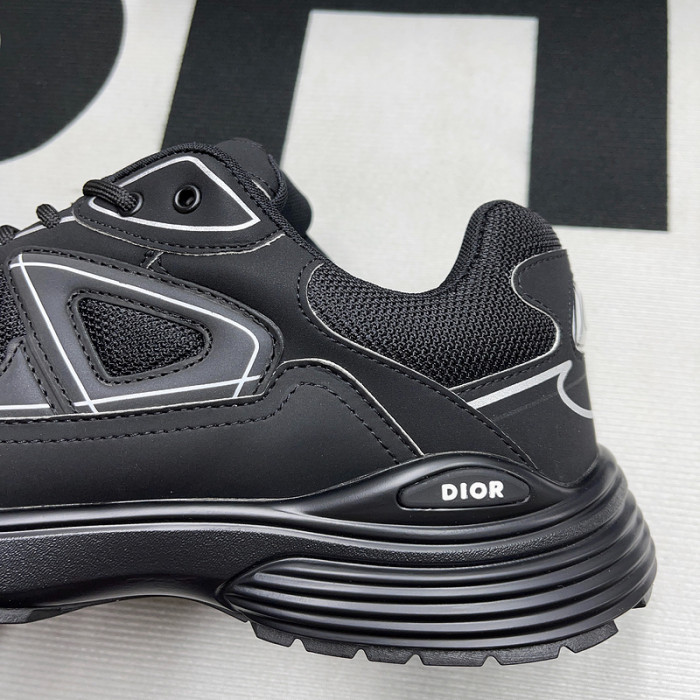 DR B30 Sneakers