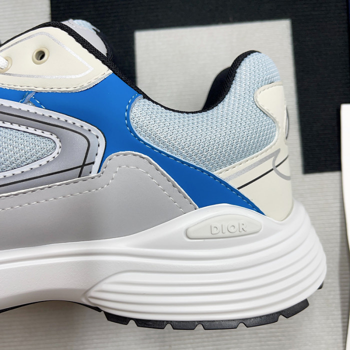 DR B30 Sneakers