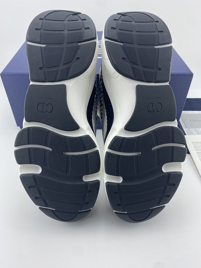 DR B22 SNEAKER