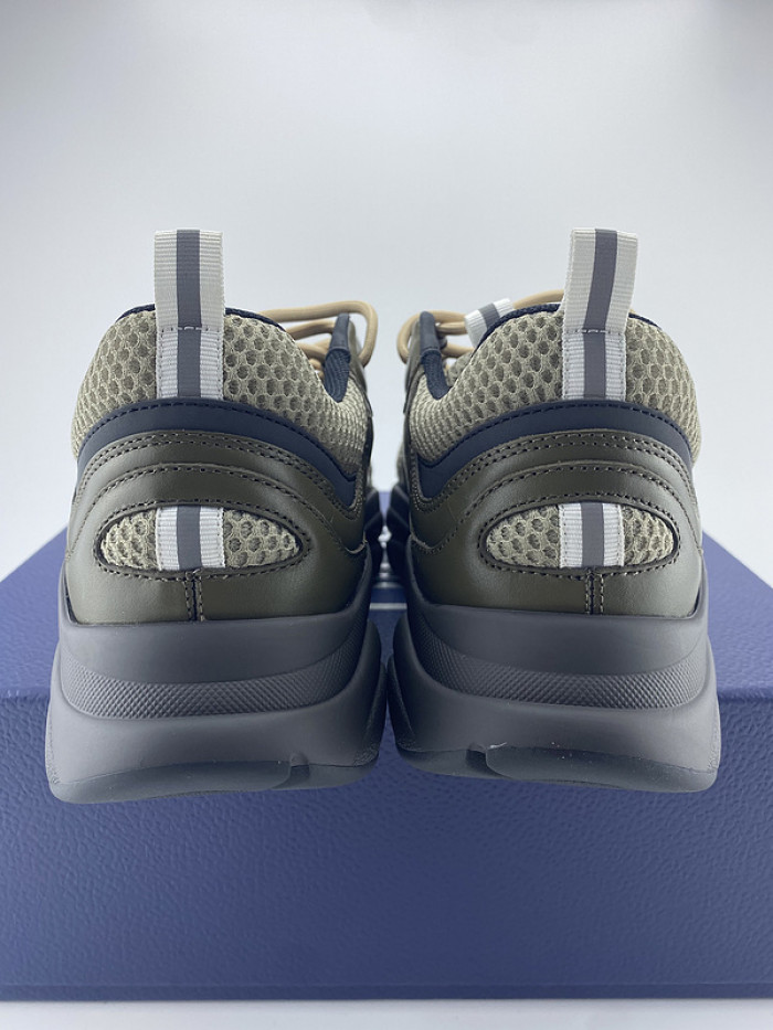 DR B22 SNEAKER