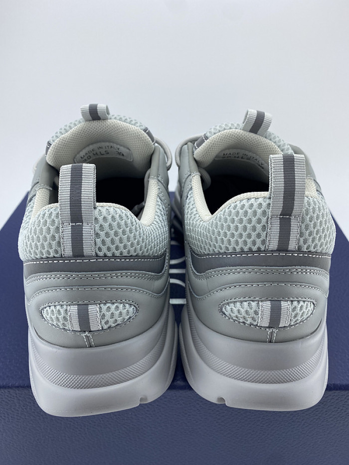DR B22 SNEAKER