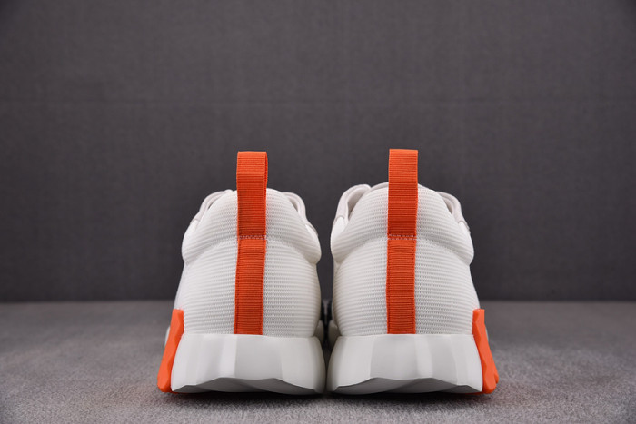 H**mes bouncing sneaker