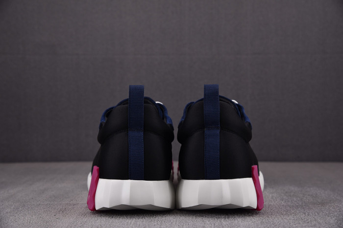 H**mes bouncing sneaker