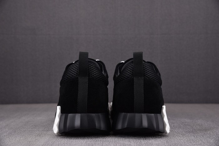 H**mes bouncing sneaker