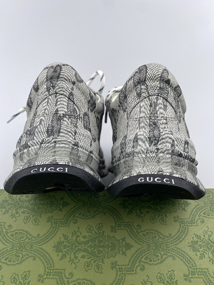 GUCC1 RUN SNEAKER