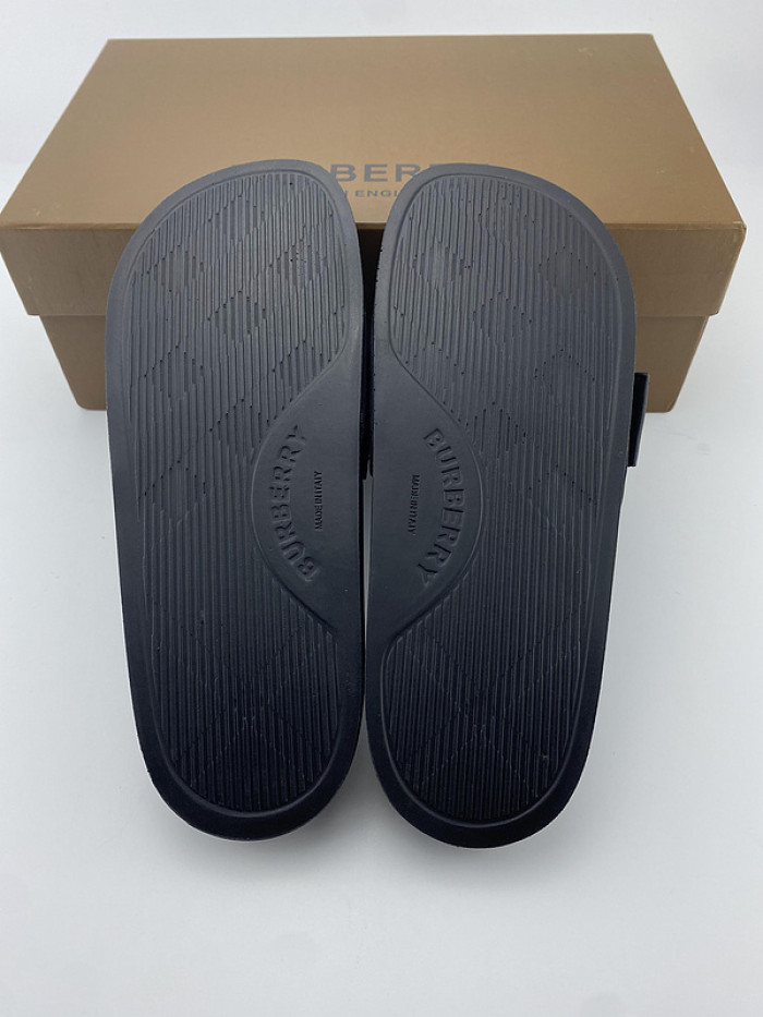 BUBERY SLIPPERS