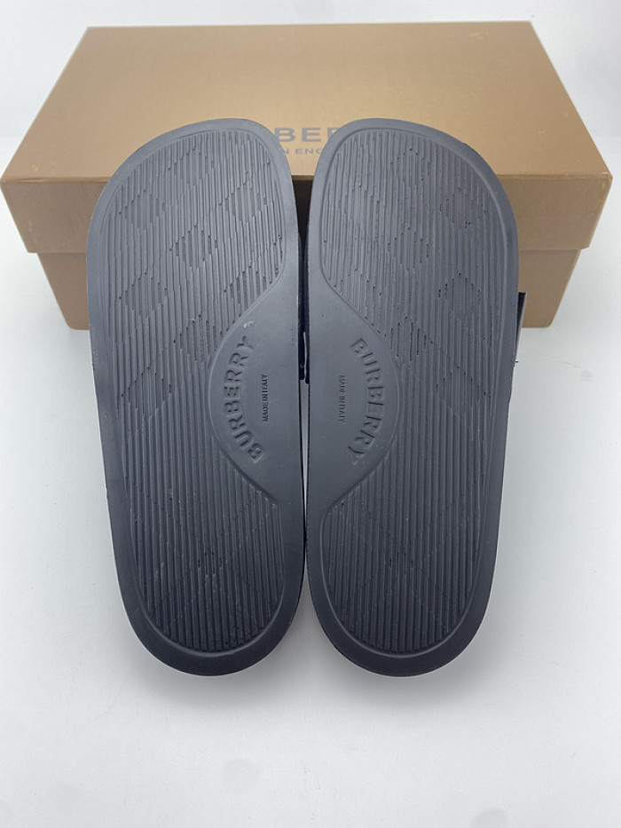 BUBERY SLIPPERS